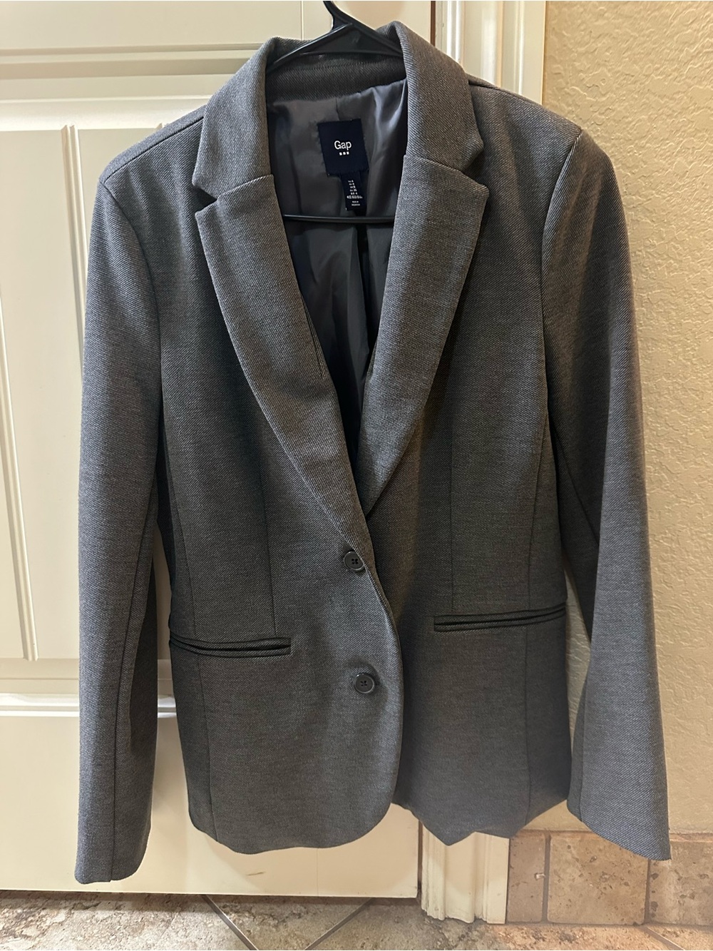 Gap Women's Dark Gray Blazer size 4 like NEW